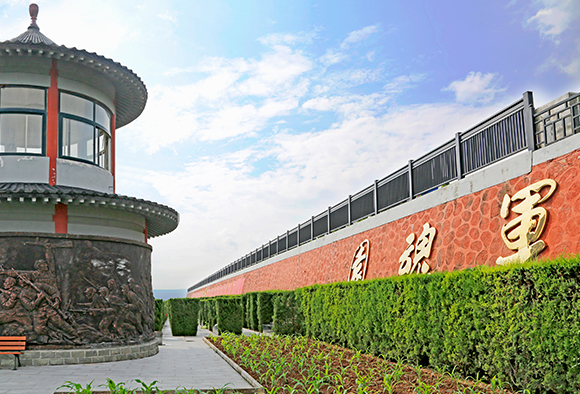 西安霸陵墓園新區(qū)特色功勛園、軍魂園、園丁園、公益園